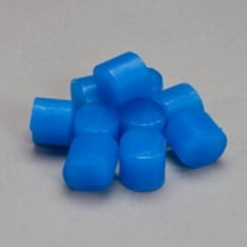 3M Sprayable Hot Melt Adhesive 6111HT Blue Chips Gaylord 850 lb/IBC